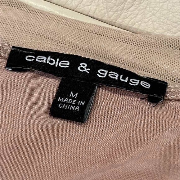 👛💰👛 4for $20 Cable and Gauge Tank Top - Picture 3 of 7